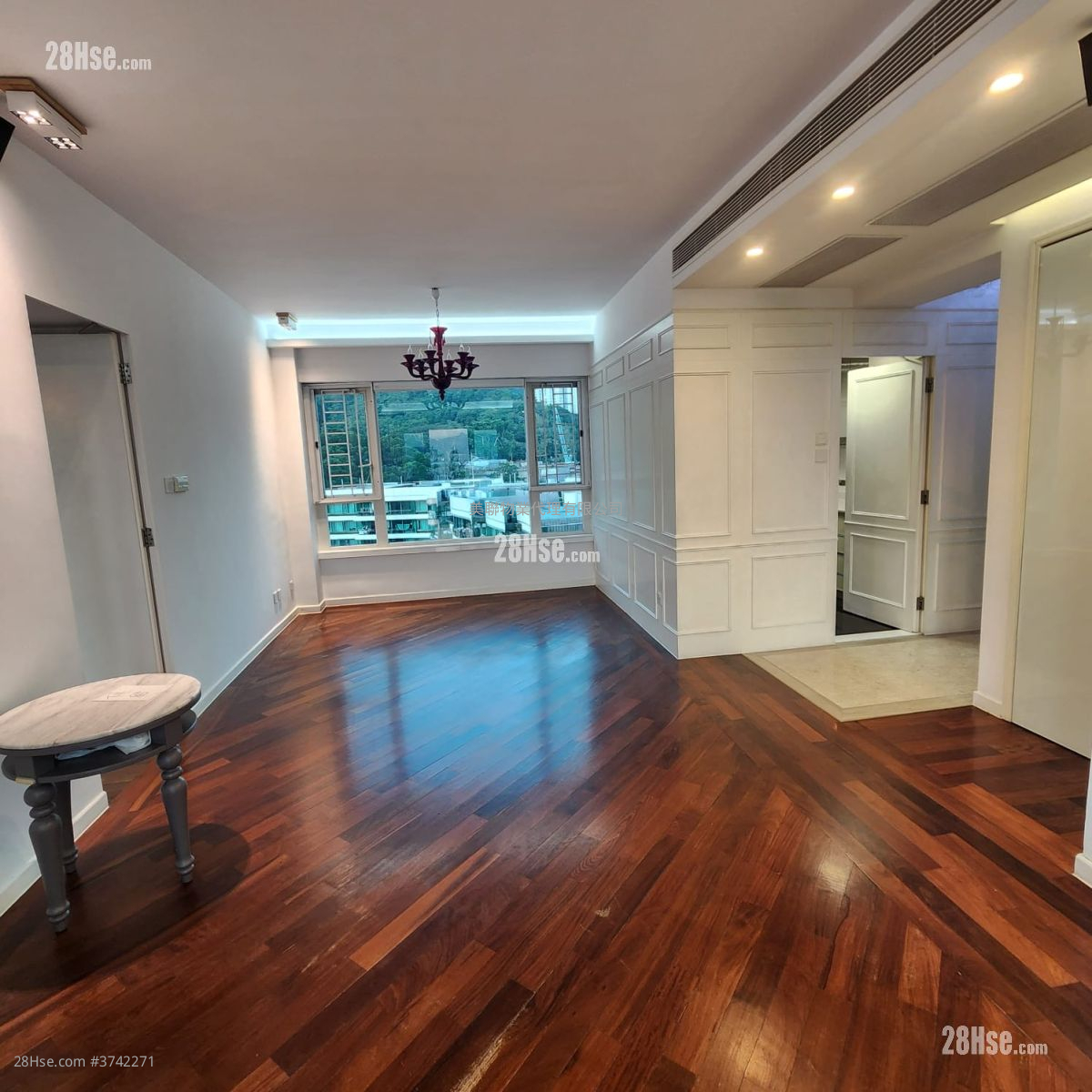 嘉皇臺 租盤 3 房 , 2 浴室 1,039 平方呎