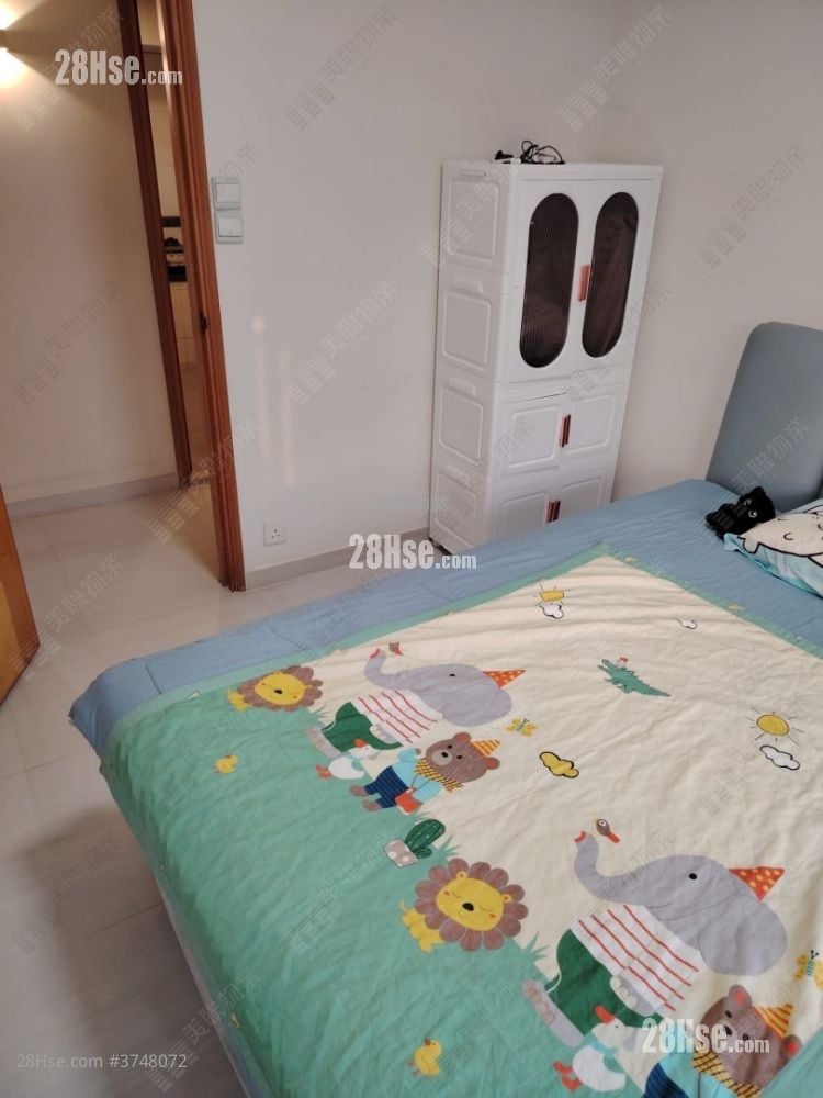 富豪花园 售盘 3 房 725 平方尺