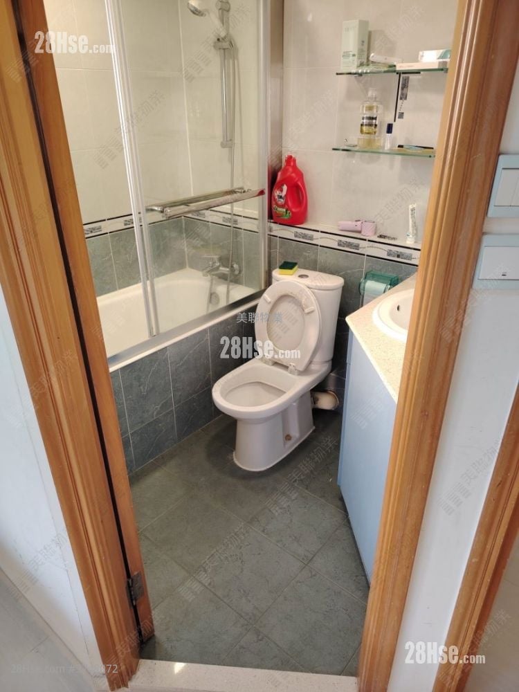 富豪花园 售盘 3 房 725 平方尺