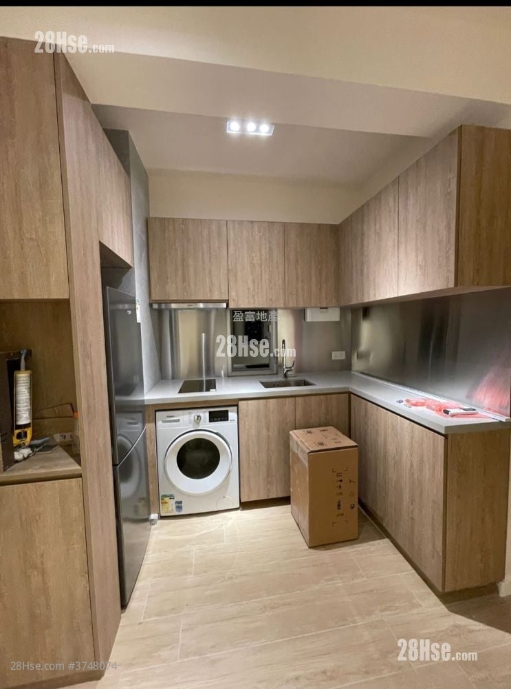 Tai Po Centre Sell 2 Bedrooms , 1 Bathroom 361 ft²