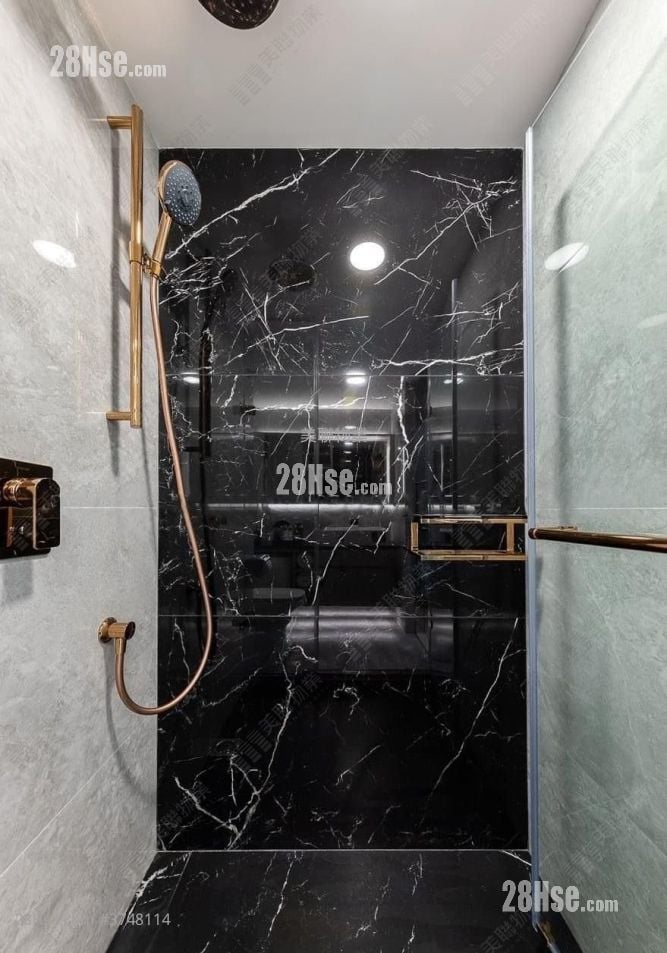 名城 售盘 3 房 , 2 浴室 688 平方尺