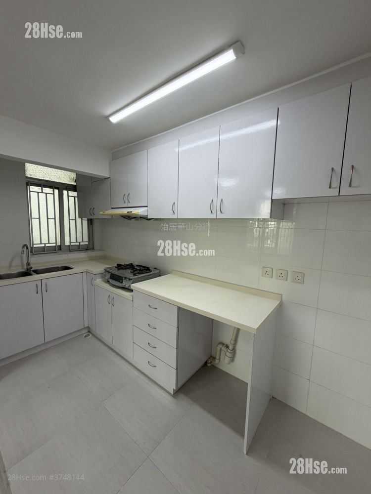 Taikoo Shing Sell 3 Bedrooms 582 ft²