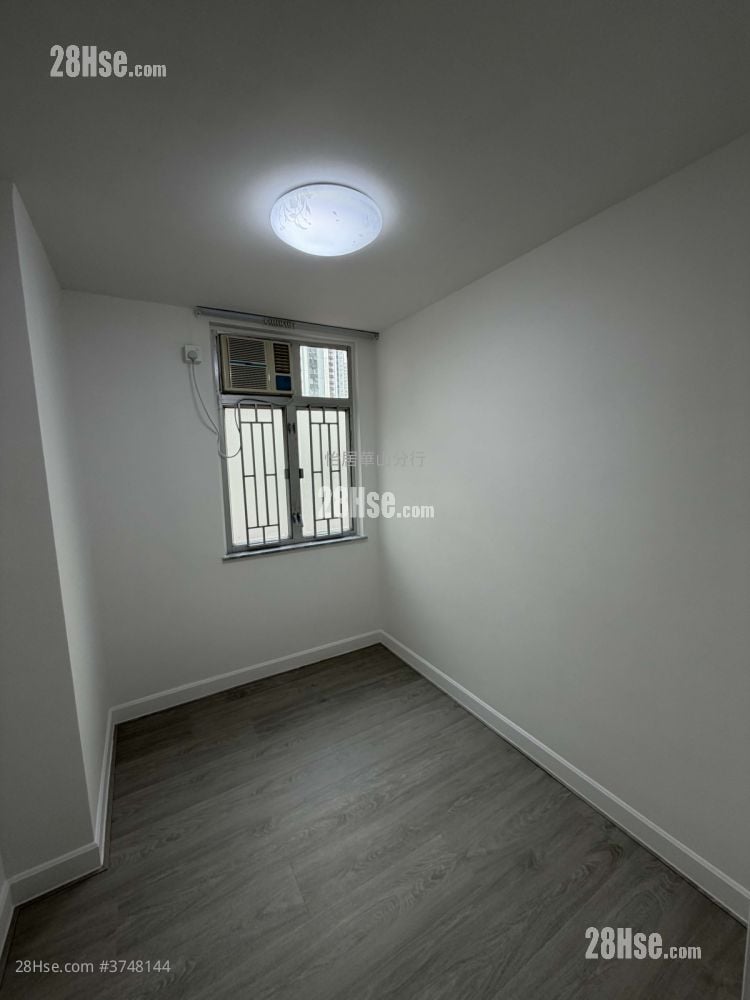 Taikoo Shing Sell 3 Bedrooms 582 ft²