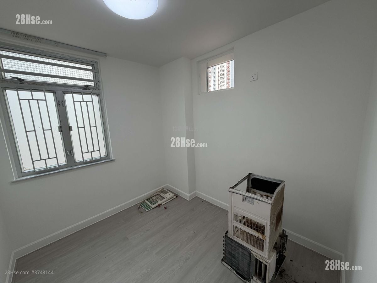 Taikoo Shing Sell 3 Bedrooms 582 ft²