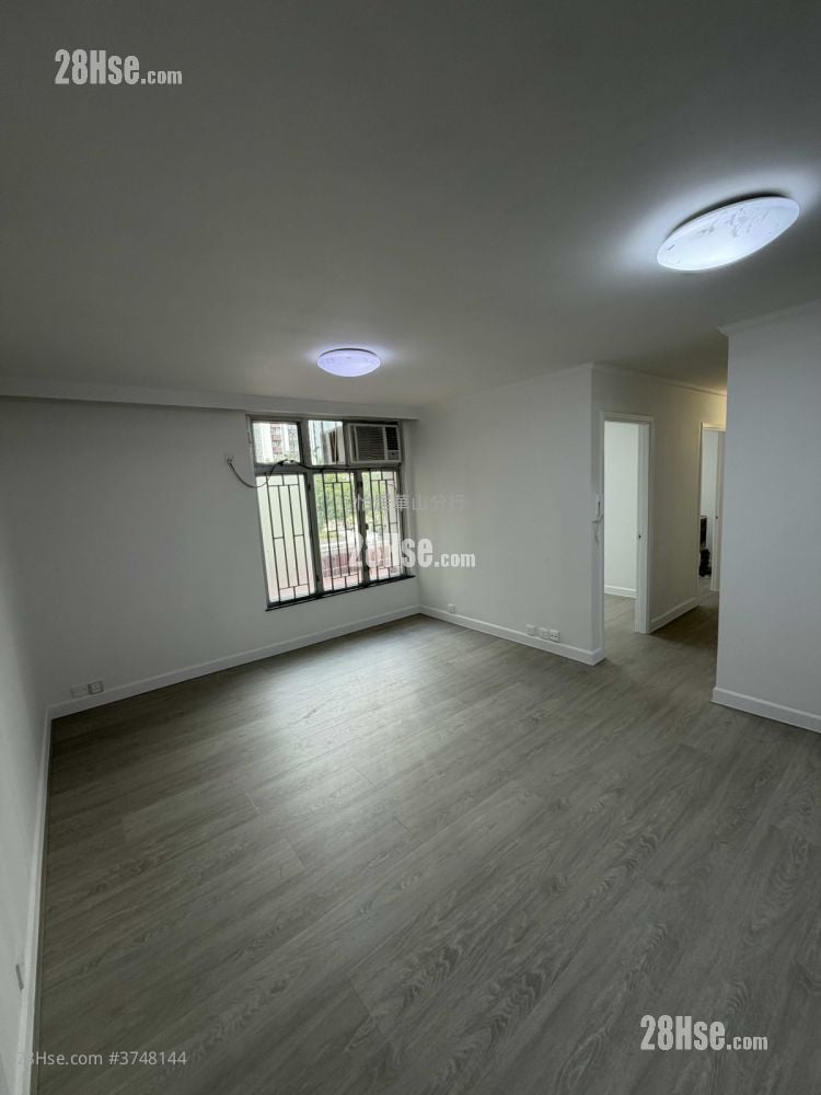 Taikoo Shing Sell 3 Bedrooms 582 ft²