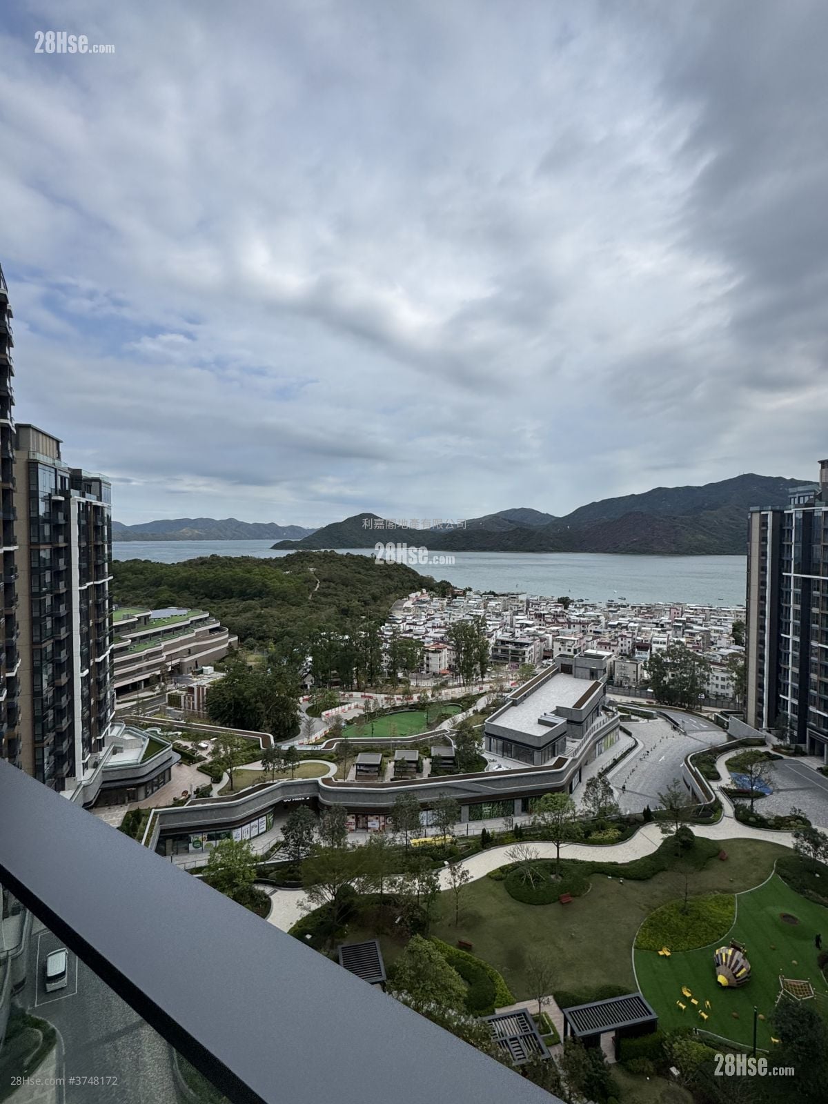 Sierra Sea Sell 2 Bedrooms , 1 Bathroom 443 ft²