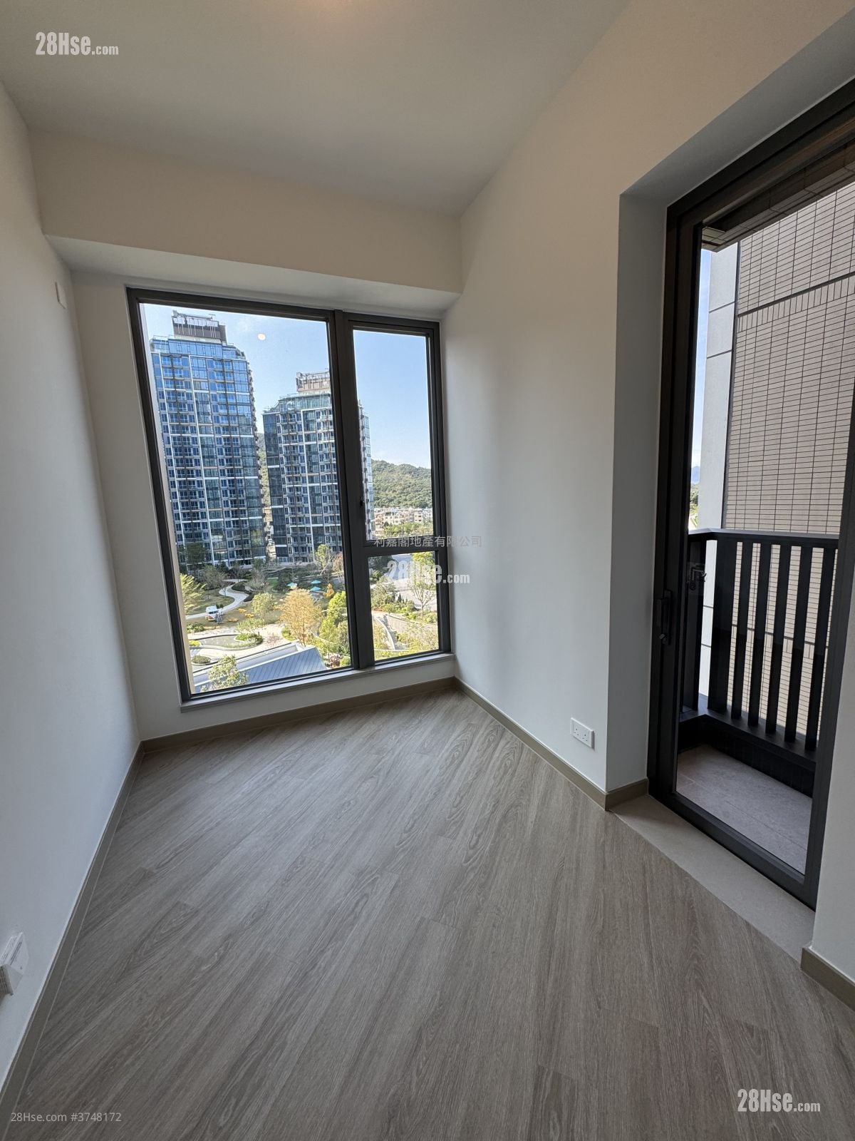 Sierra Sea Sell 2 Bedrooms , 1 Bathroom 443 ft²