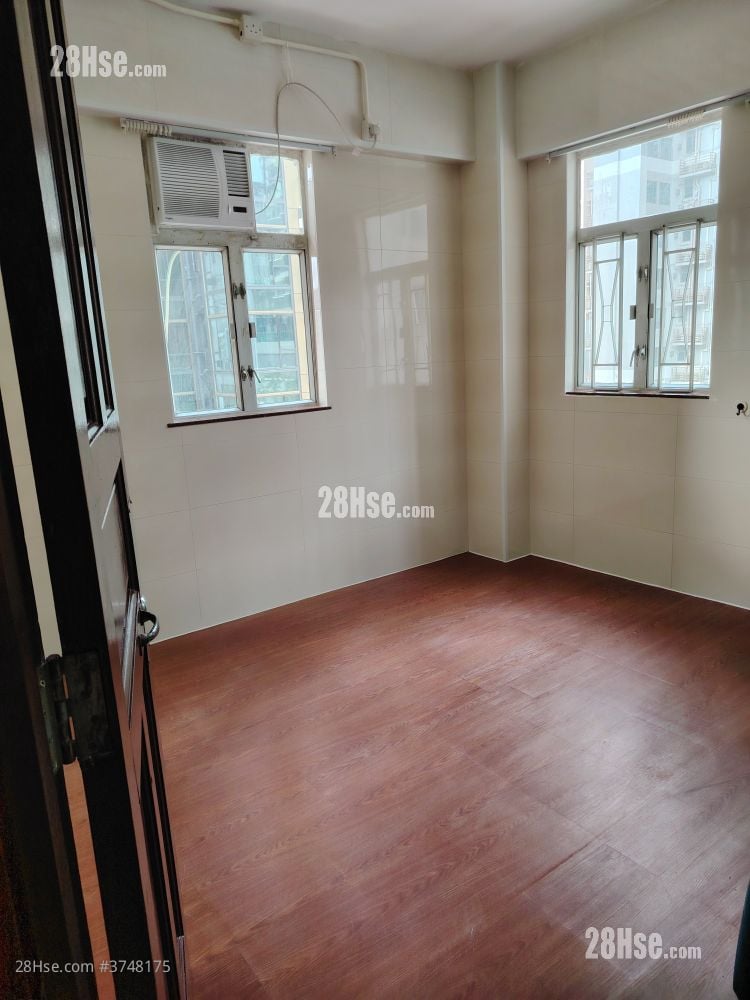 建新大樓 租盤 1 房 , 1 浴室 160 平方呎