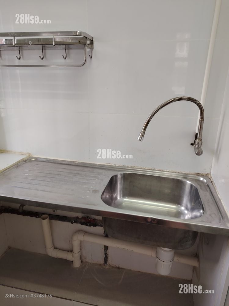 建新大樓 租盤 1 房 , 1 浴室 160 平方呎