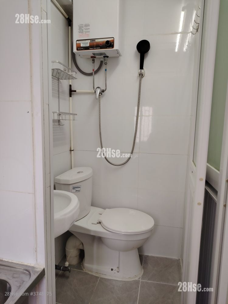 建新大樓 租盤 1 房 , 1 浴室 160 平方呎