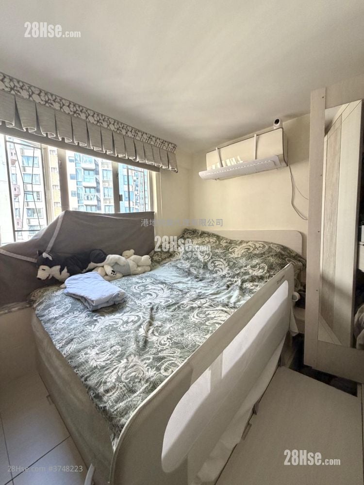 Bedford Gardens Sell 547 ft²