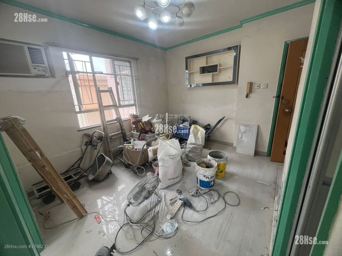 Lucky Mansion Sell 2 Bedrooms , 1 Bathroom 314 ft²