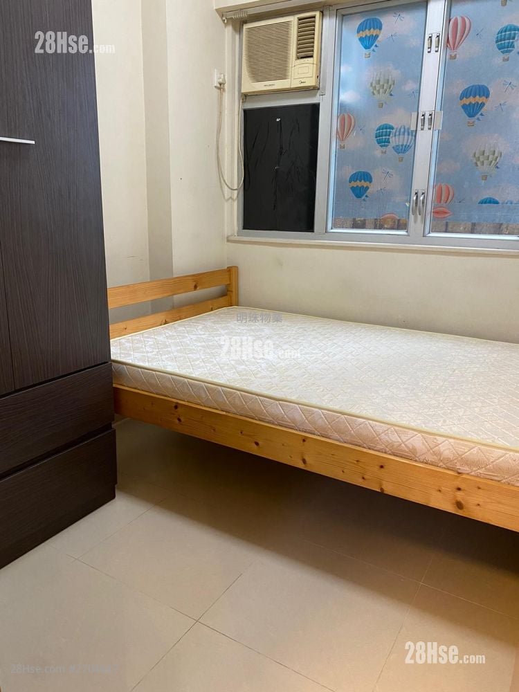 Tonnochy Towers Sell 2 Bedrooms , 1 Bathroom 354 ft²