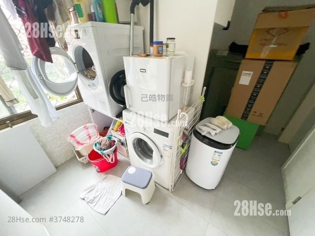 阳明山庄 售盘 3 房 , 2 浴室 1,886 平方尺