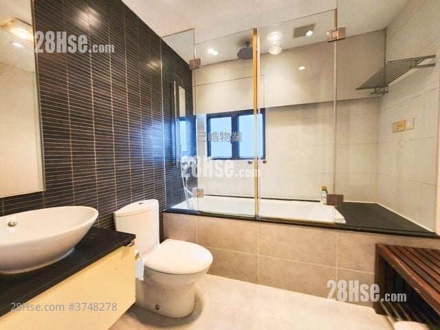 阳明山庄 售盘 3 房 , 2 浴室 1,886 平方尺