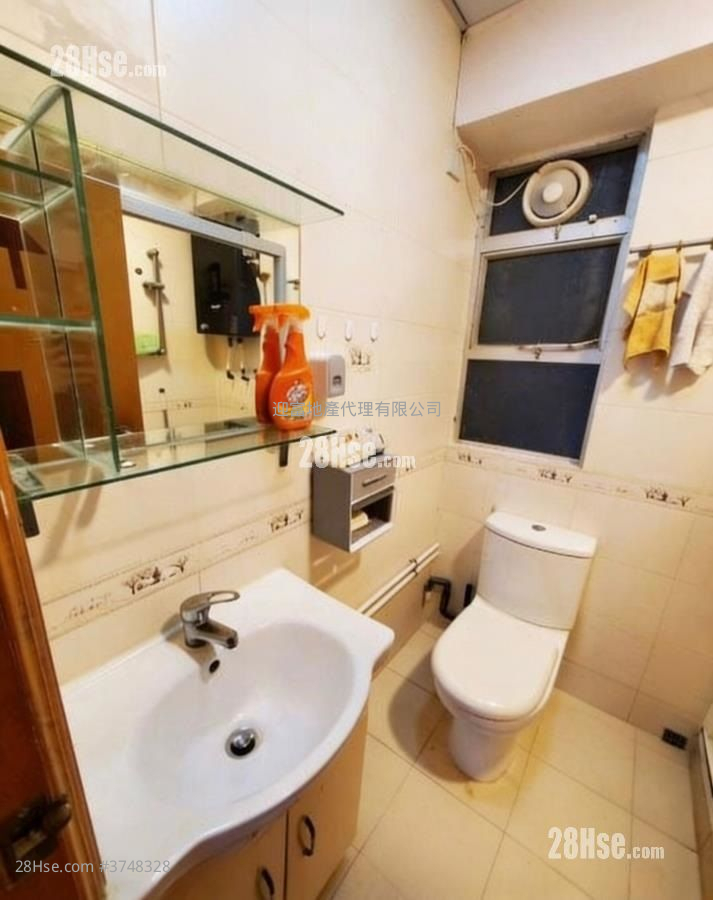 紅磡灣中心 售盤 2 房 , 1 浴室 411 平方呎