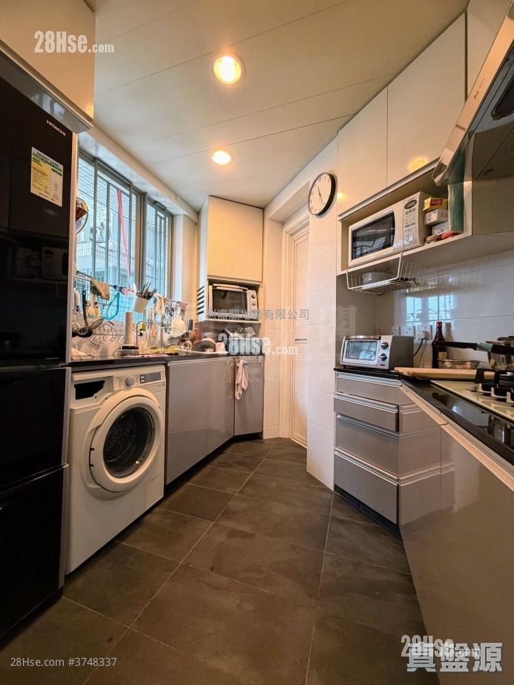 Ocean Shores Sell 3 Bedrooms 765 ft²