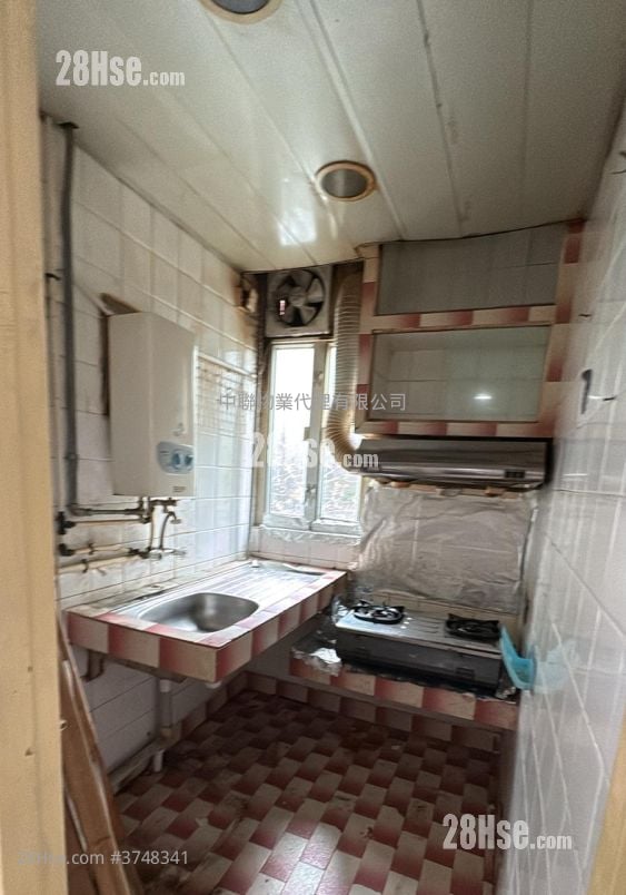 博康邨 售盤 2 房 , 1 浴室 381 平方呎