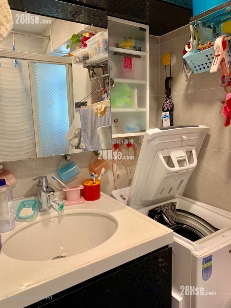 采颐花园 售盘 3 房 , 2 浴室 584 平方尺