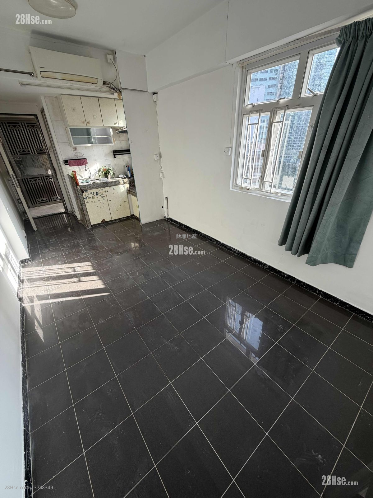 長發大廈 租盤 開放式間隔 , 1 浴室 189 平方呎