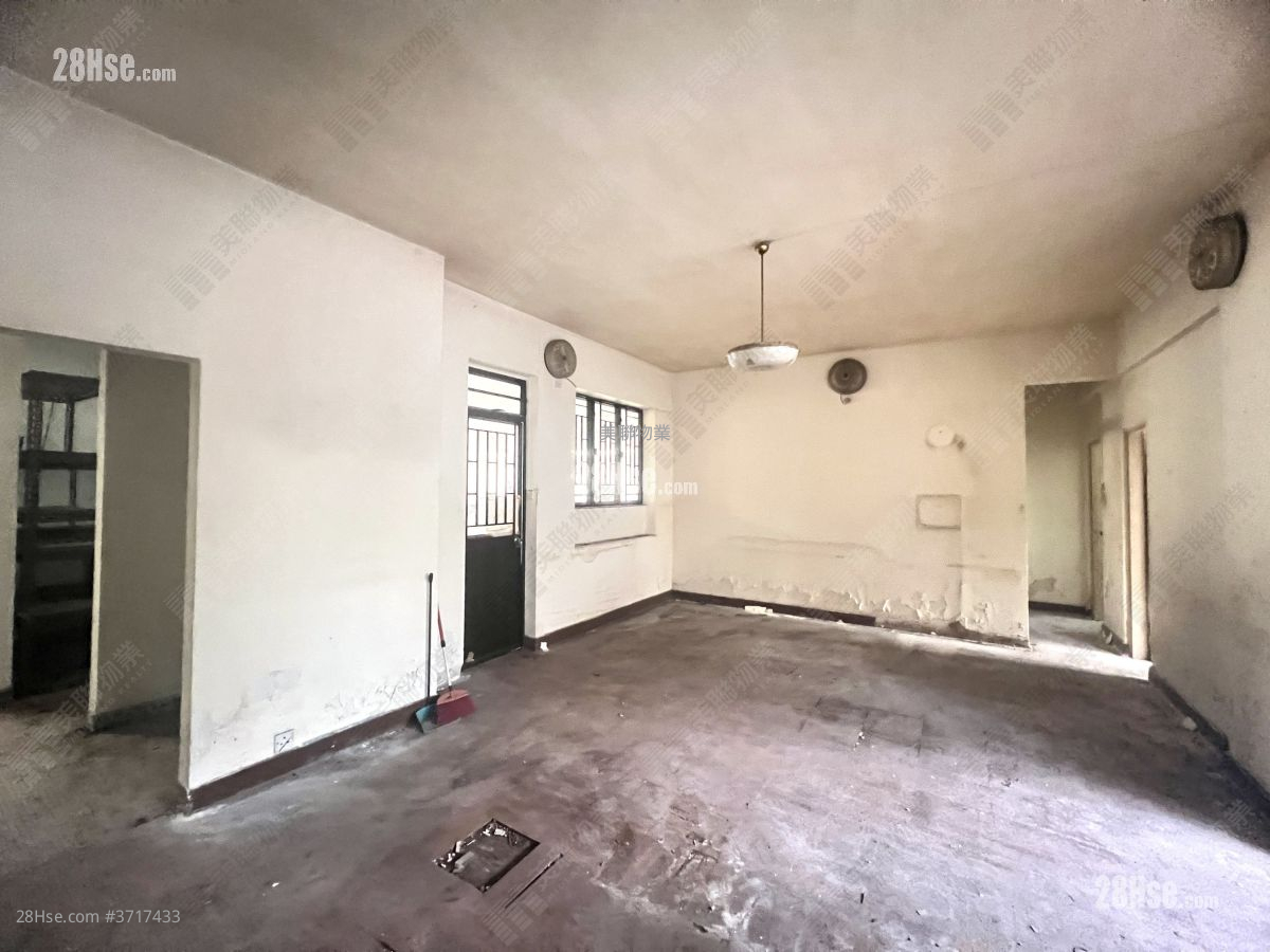 蘭開夏道10-16號 售盤 1 房 1,098 平方呎