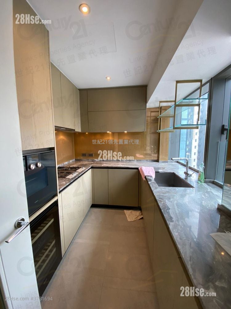 何文田山畔 售盘 3 房 , 3 浴室 926 平方尺