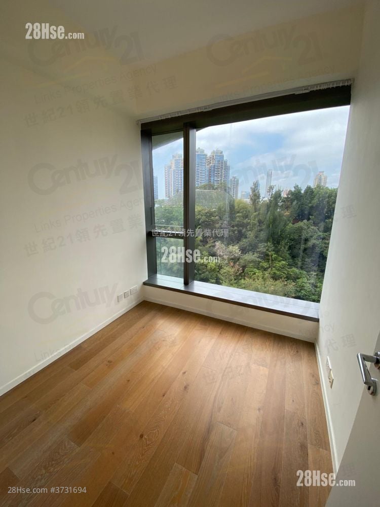 何文田山畔 售盘 3 房 , 3 浴室 926 平方尺