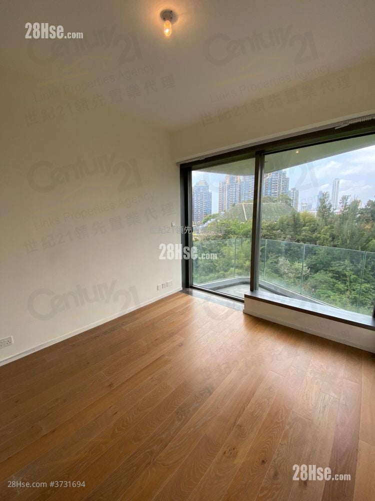 何文田山畔 售盘 3 房 , 3 浴室 926 平方尺