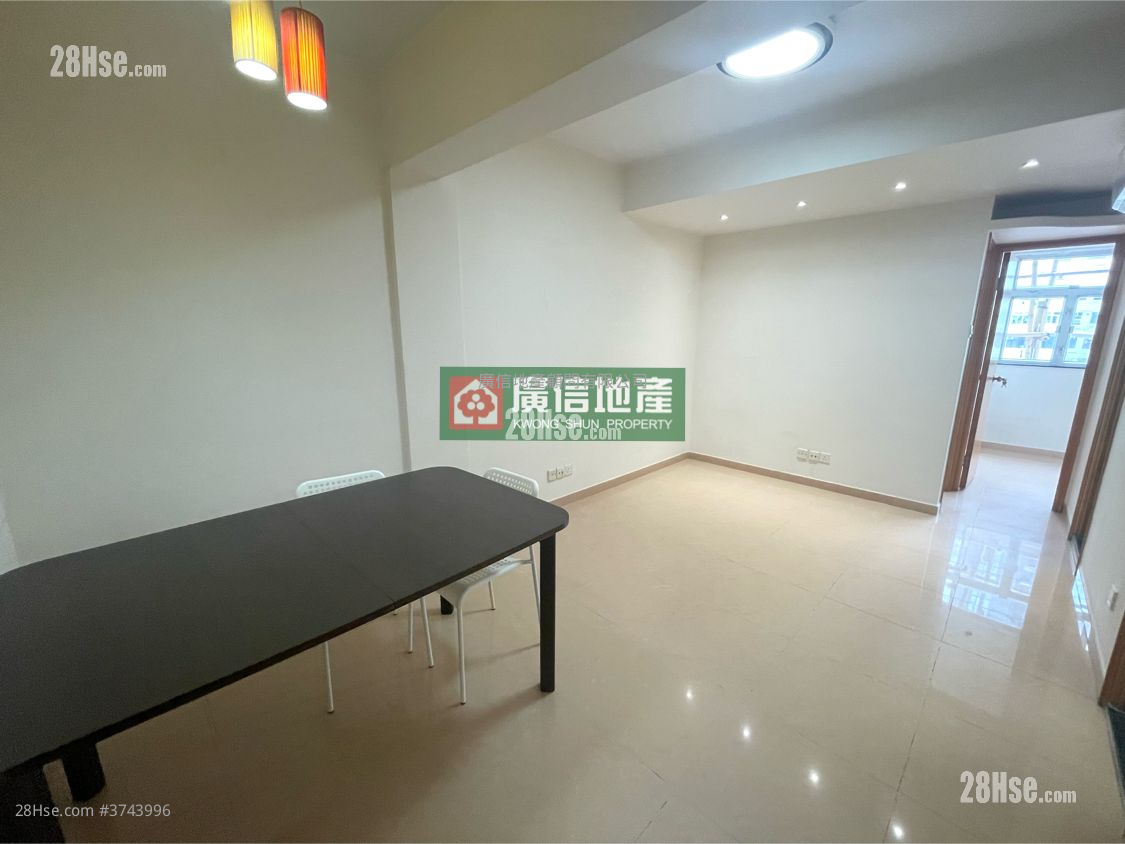 長豐大廈 租盤 3 房 , 1 浴室 432 平方呎