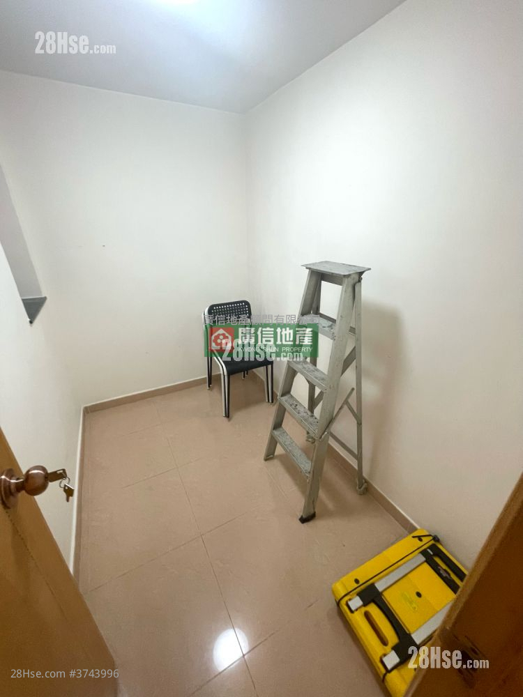 長豐大廈 租盤 3 房 , 1 浴室 432 平方呎