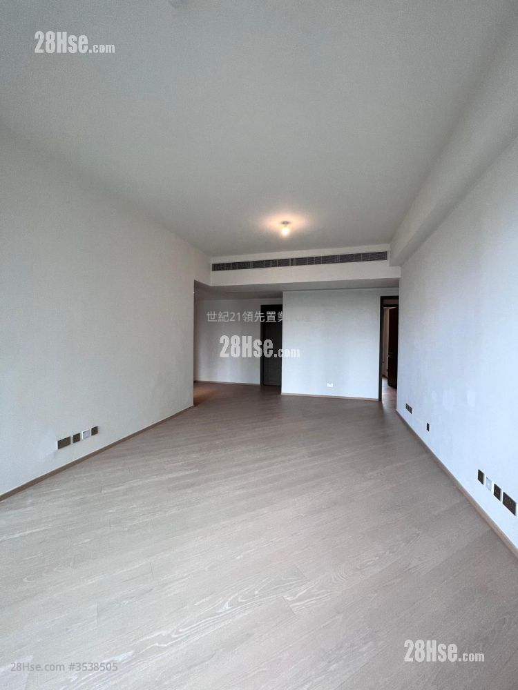 傲玟 租盘 3 房 , 4 浴室 1,388 平方尺