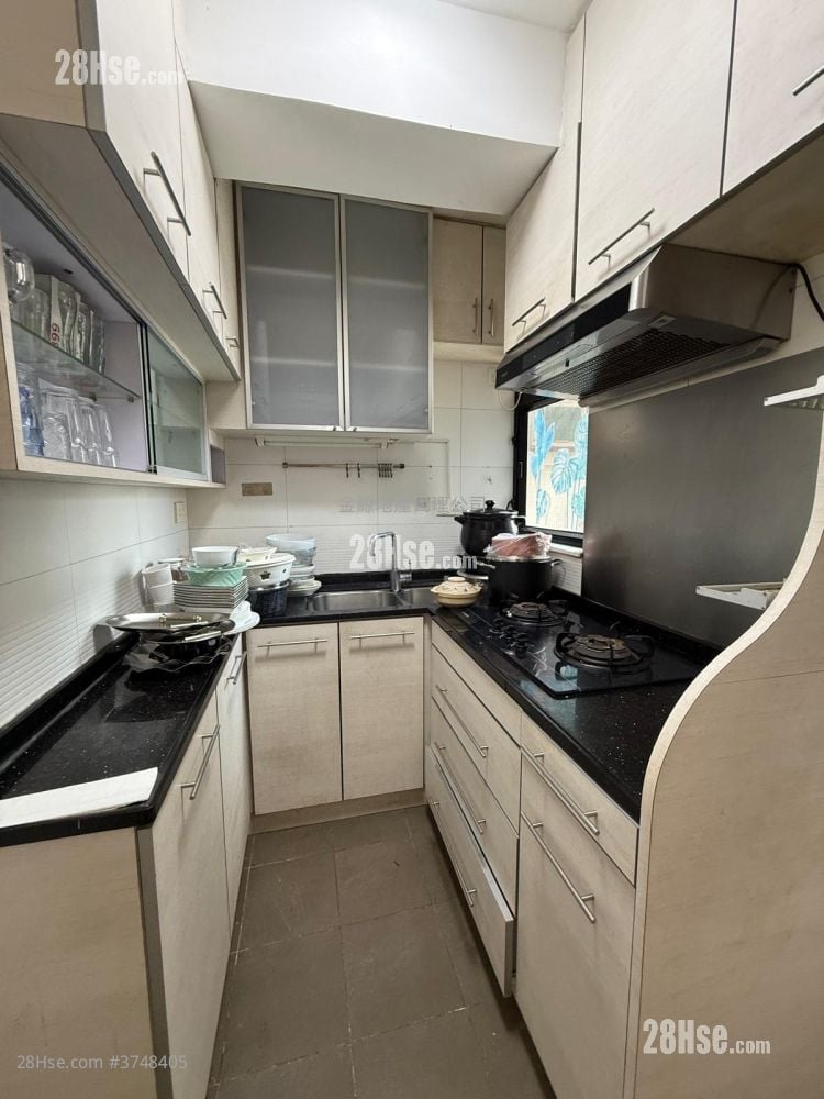 骏发花园 售盘 2 房 , 1 浴室 478 平方尺