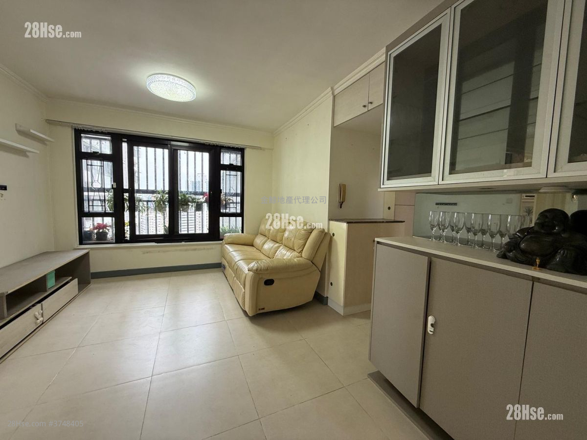 骏发花园 售盘 2 房 , 1 浴室 478 平方尺