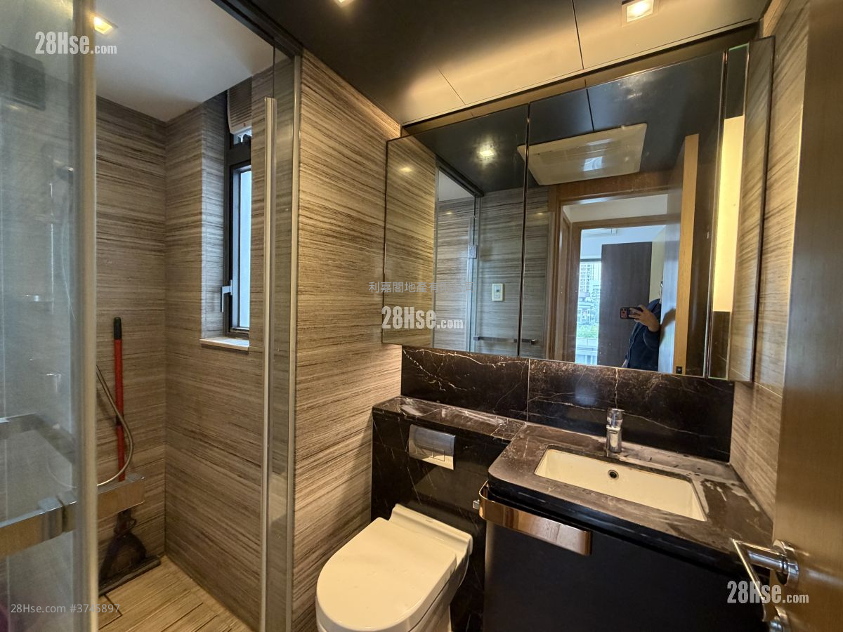 天晉 售盤 3 房 , 2 浴室 699 平方呎