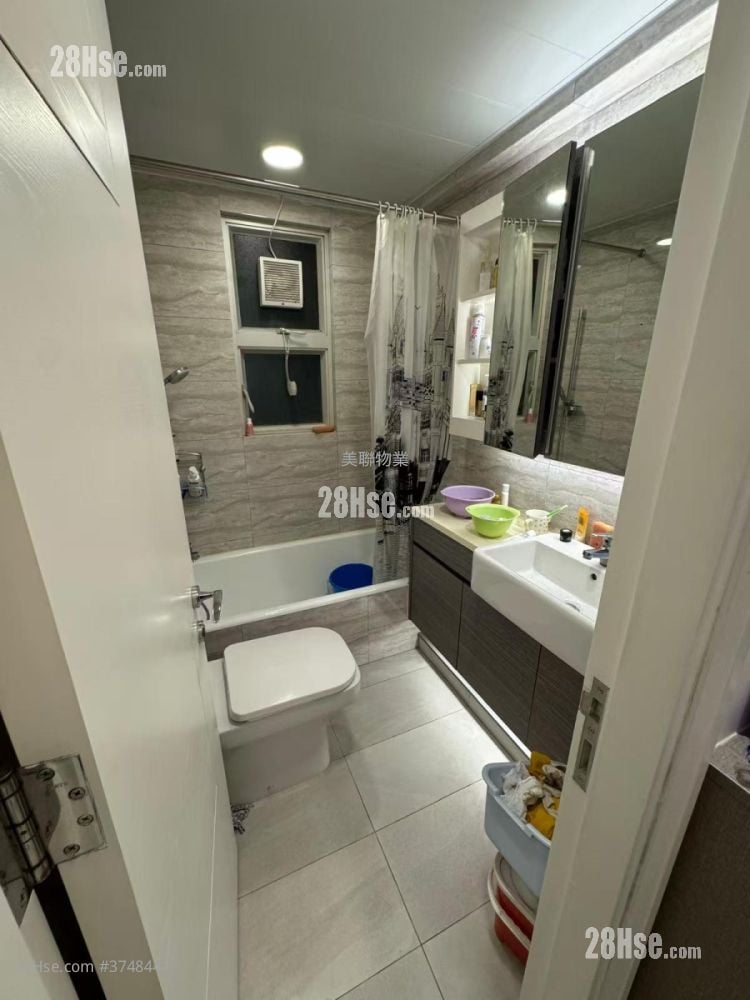 名城 售盘 3 房 , 2 浴室 680 平方尺