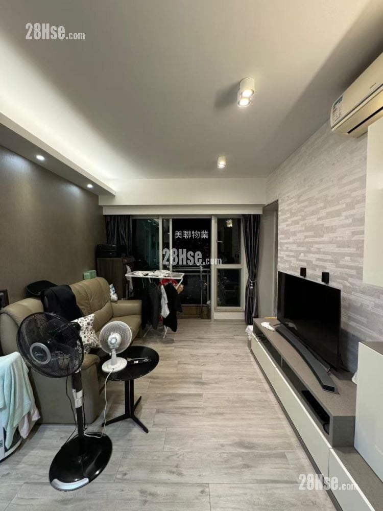 名城 售盘 3 房 , 2 浴室 680 平方尺