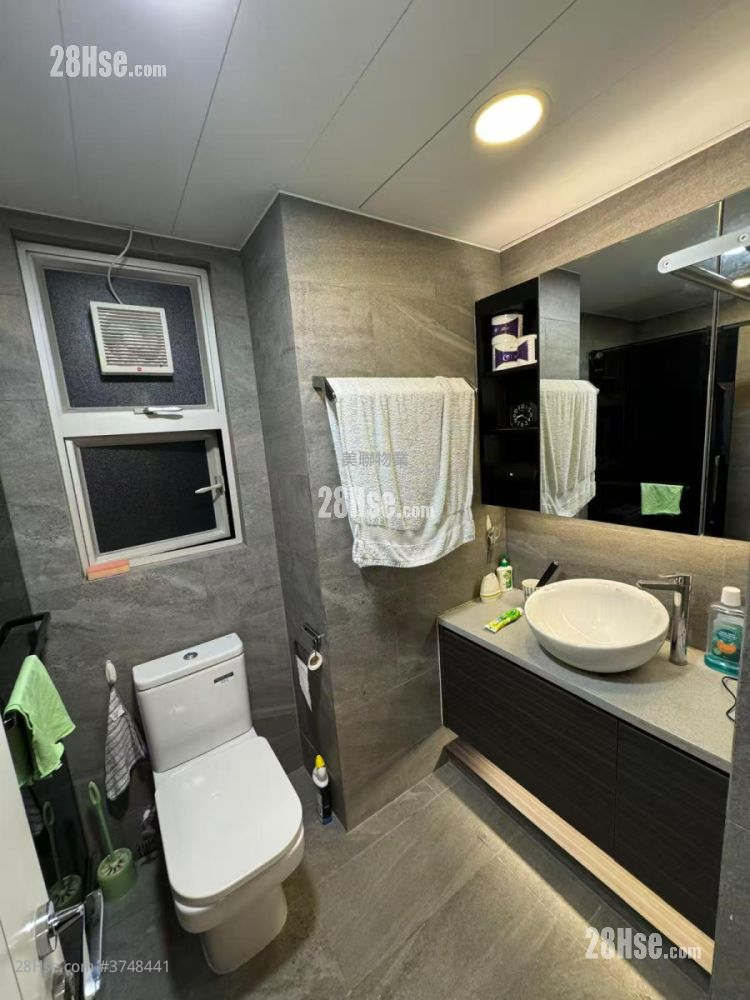 名城 售盘 3 房 , 2 浴室 680 平方尺