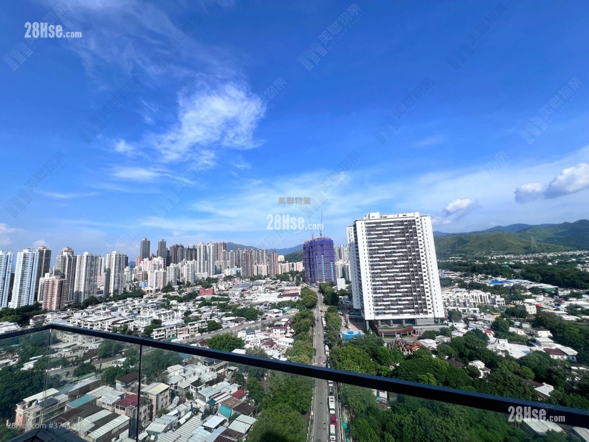 厅: 原筑 售盘 5+ 房 , 3 浴室 2,055 平方尺