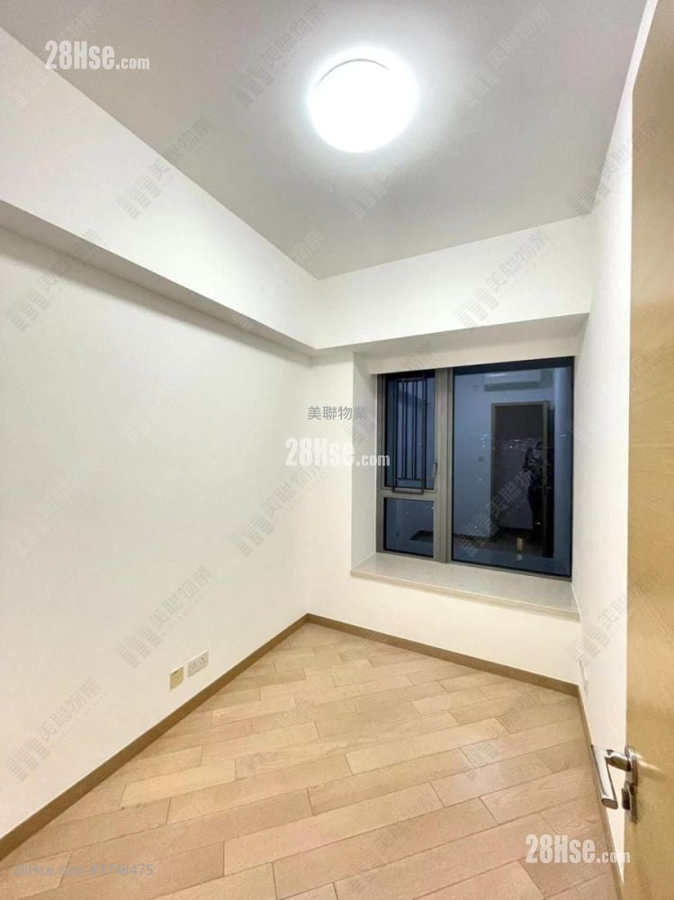 睡房 1: 爾巒 售盤 4 房 , 2 浴室 1,086 平方呎