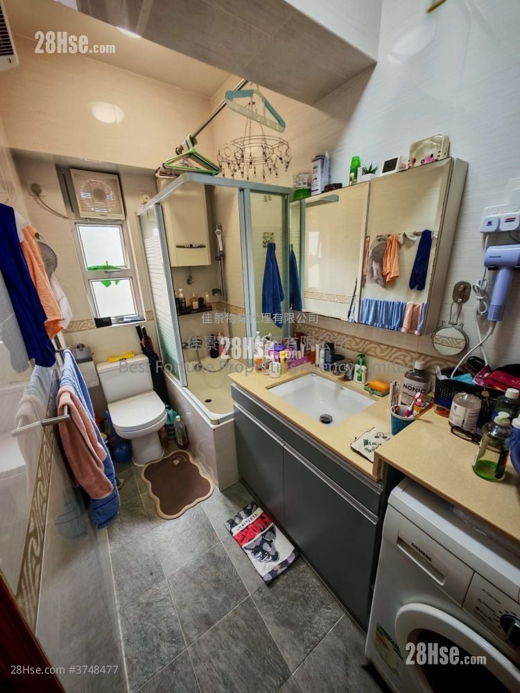 Sun King House Sell 3 Bedrooms , 1 Bathroom 559 ft²