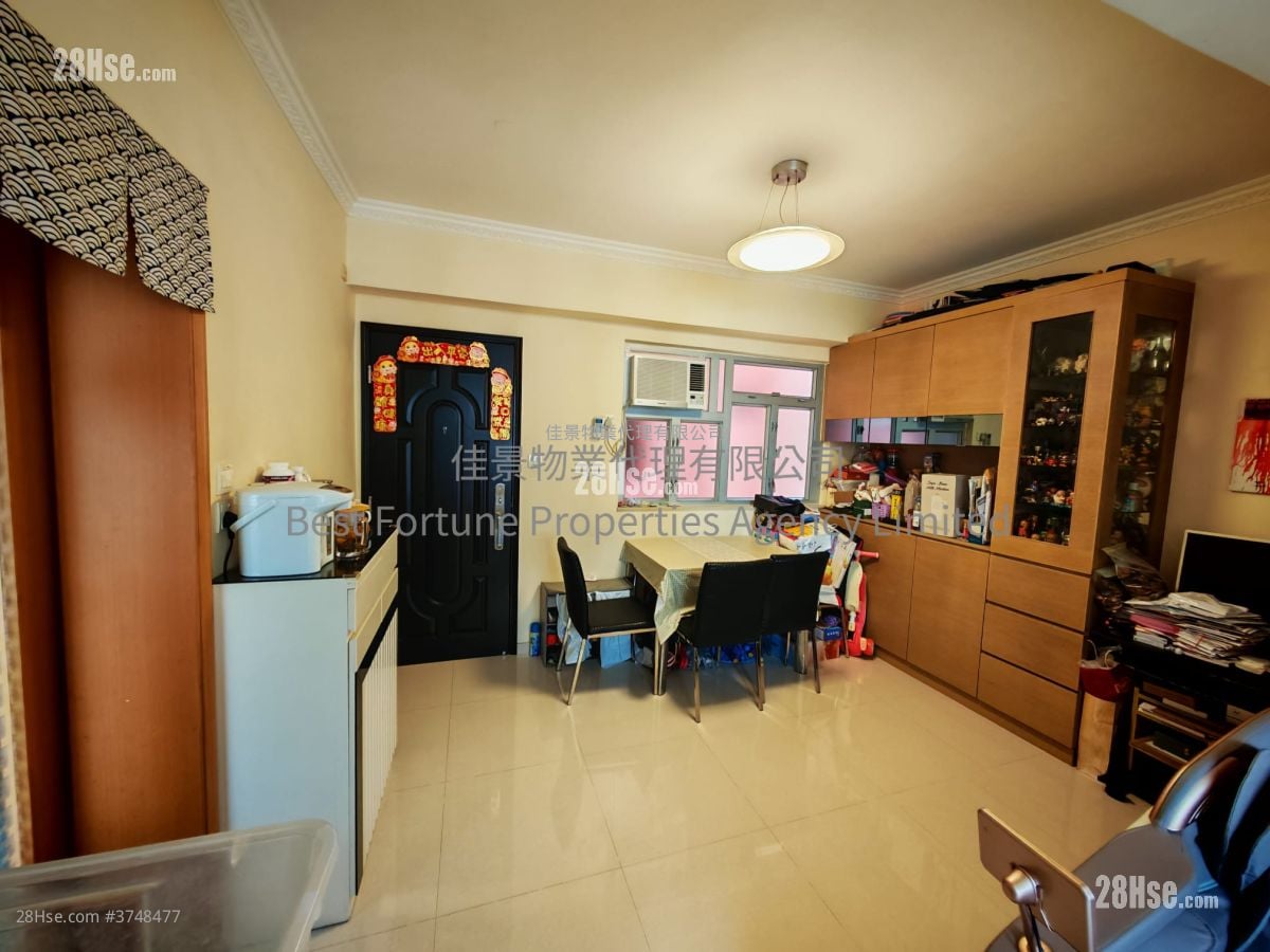 Sun King House Sell 3 Bedrooms , 1 Bathroom 559 ft²