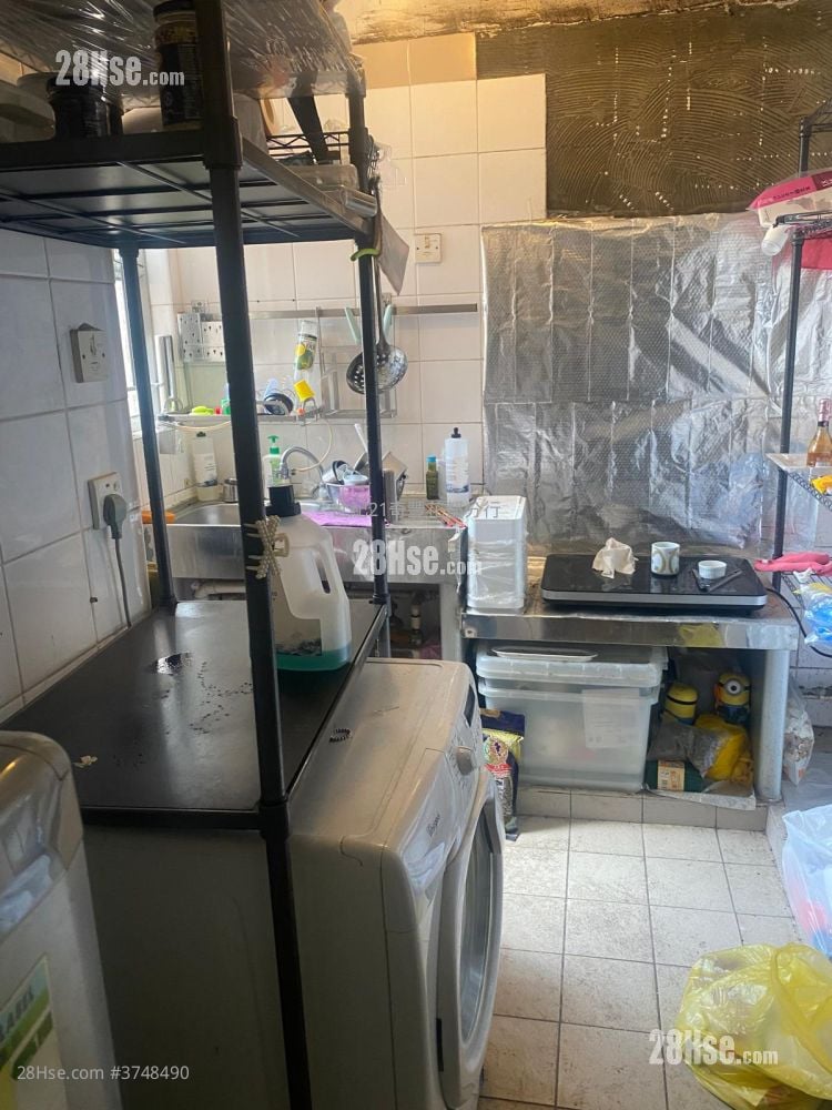 雍盛苑 售盤 3 房 , 1 浴室 640 平方呎