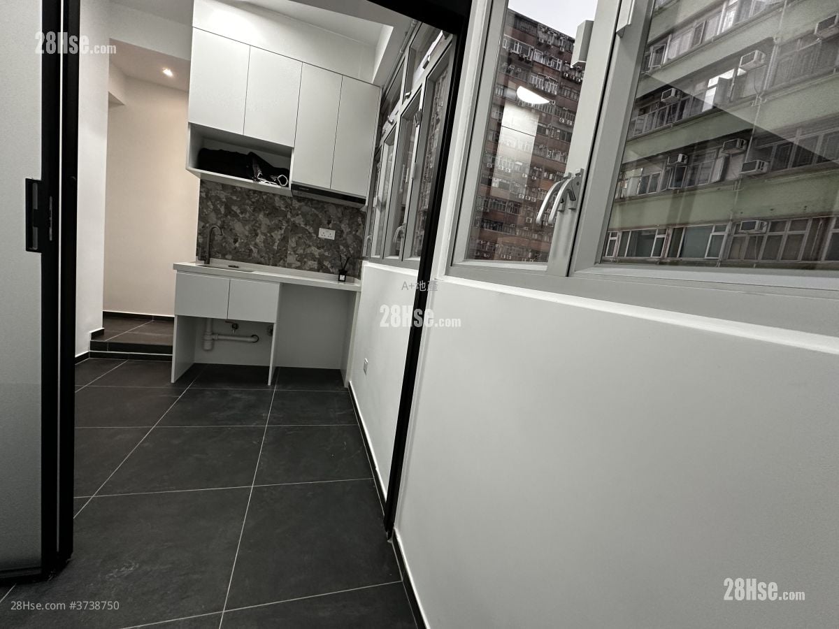 龍飛大廈 租盤 1 房 , 1 浴室 180 平方呎