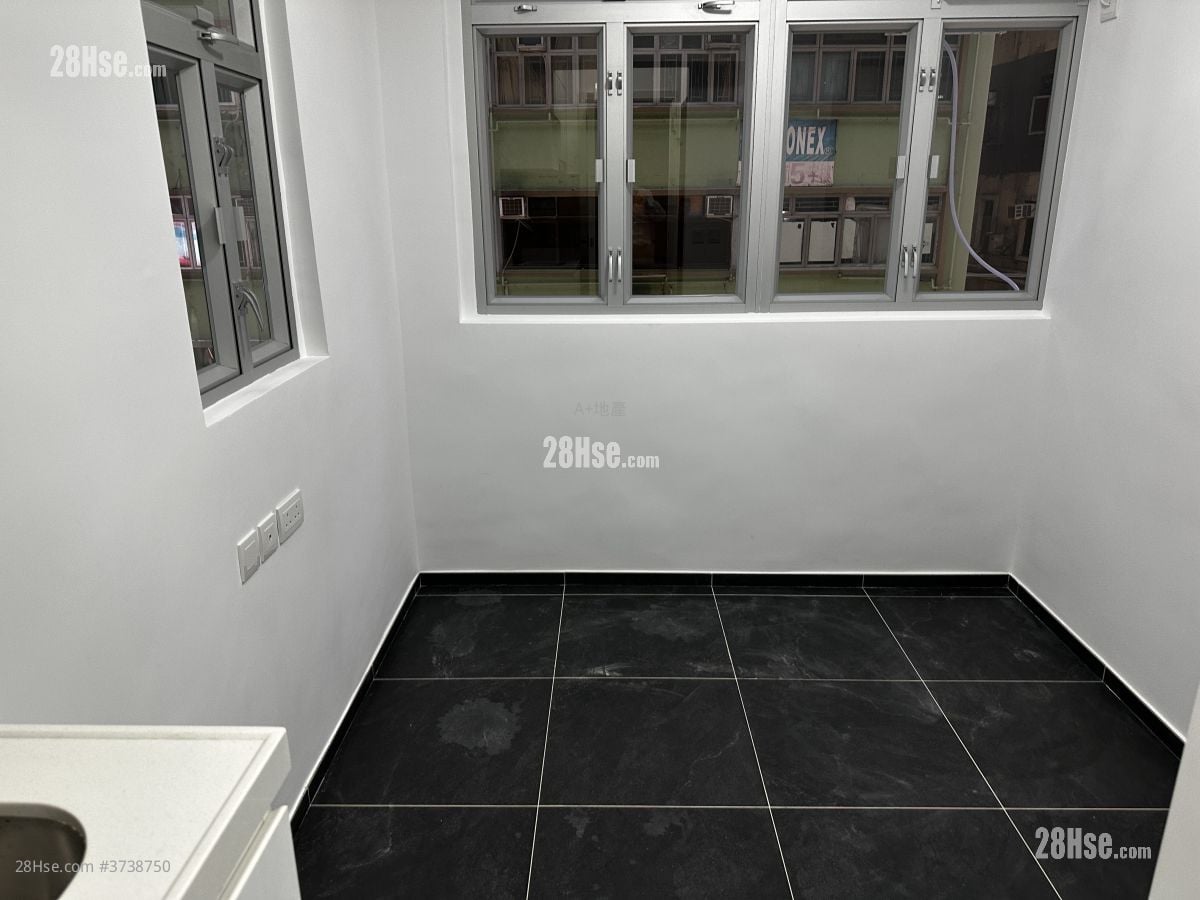 龍飛大廈 租盤 1 房 , 1 浴室 180 平方呎