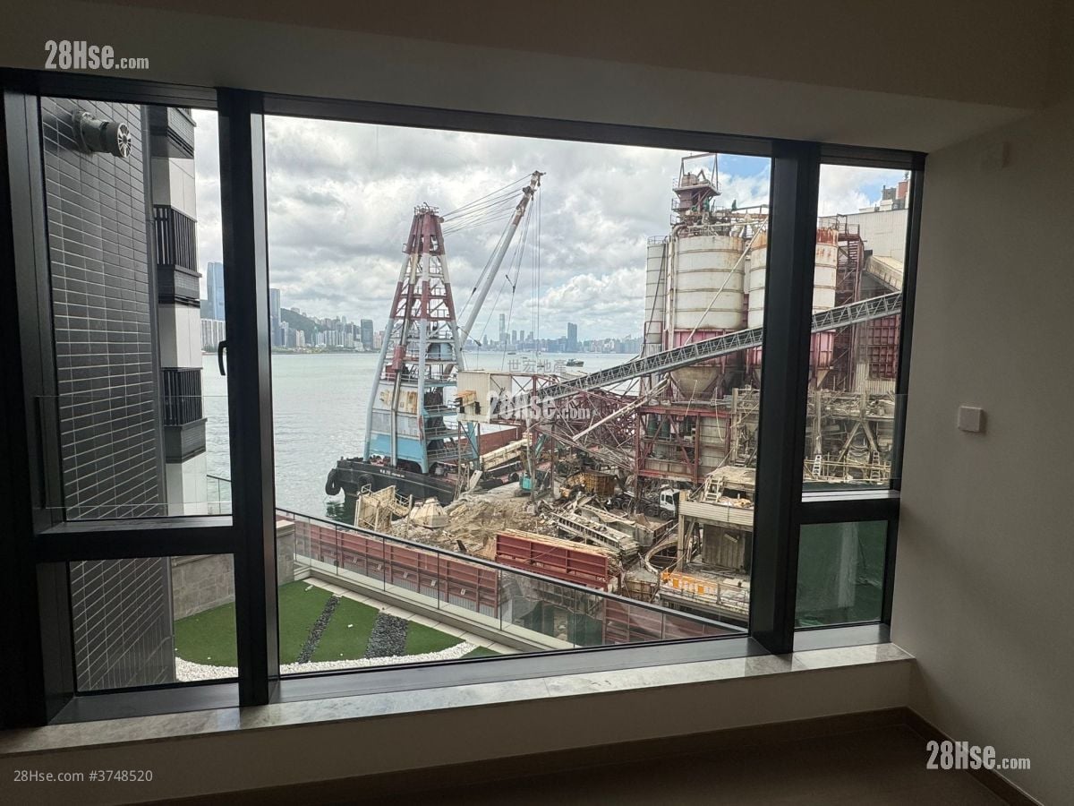 蔚蓝东岸 售盘 3 房 , 1 浴室 681 平方尺