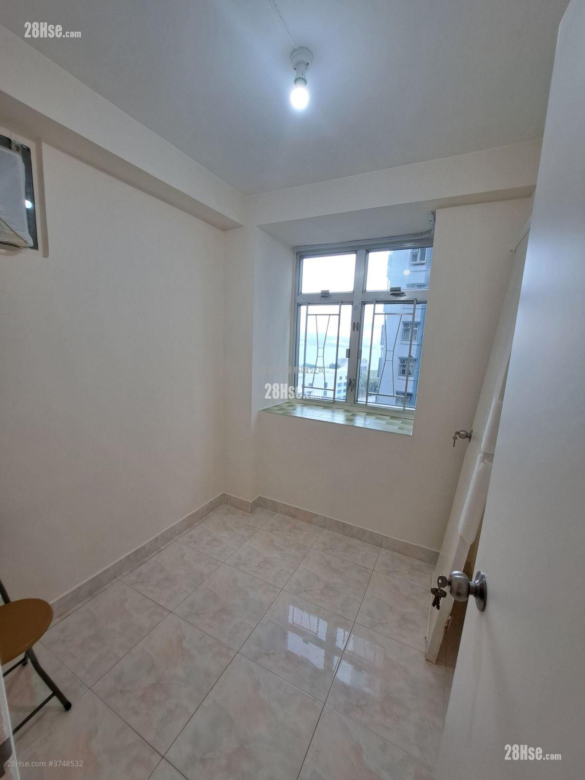 得发大厦 售盘 2 房 , 1 浴室 259 平方尺