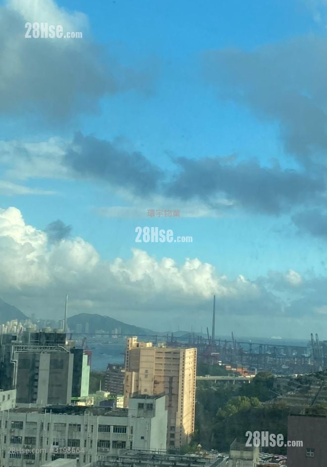 Indihome Sell 2 Bedrooms , 1 Bathroom 420 ft²