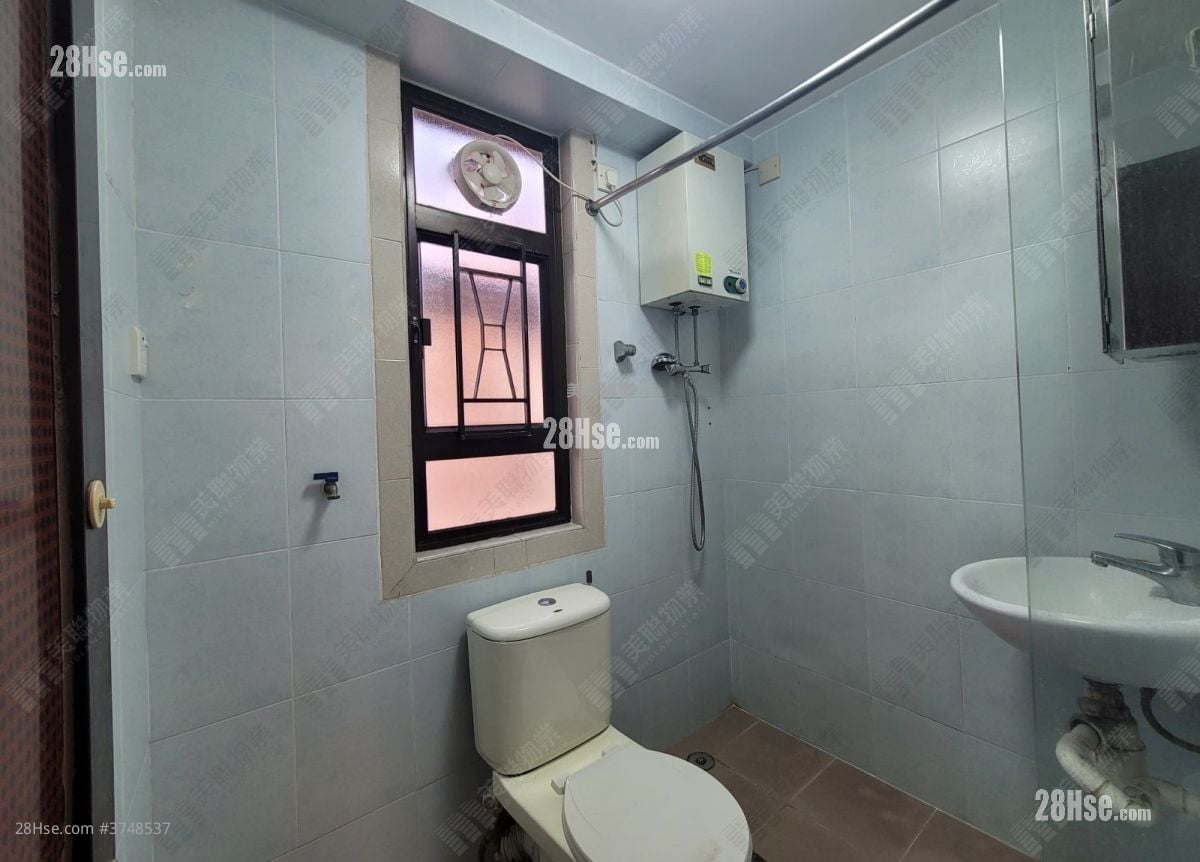 周合成大廈 售盤 2 房 284 平方呎