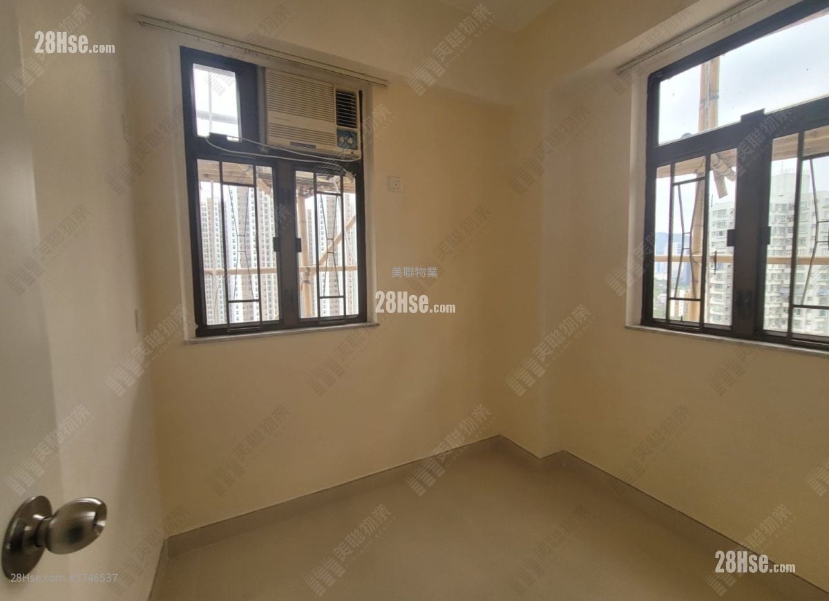 周合成大廈 售盤 2 房 284 平方呎