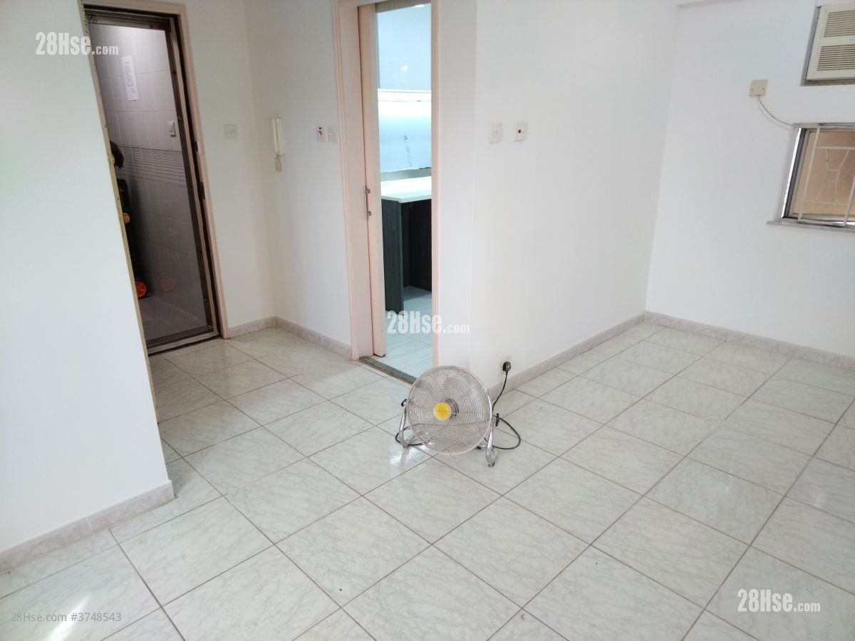 钜发大厦 售盘 2 房 , 1 浴室 452 平方尺